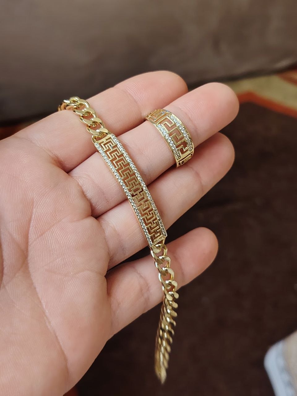 Bracelet Plaqué Or – Élégance Intemporelle-سوار مطلي بالذهب – أناقة خالدة